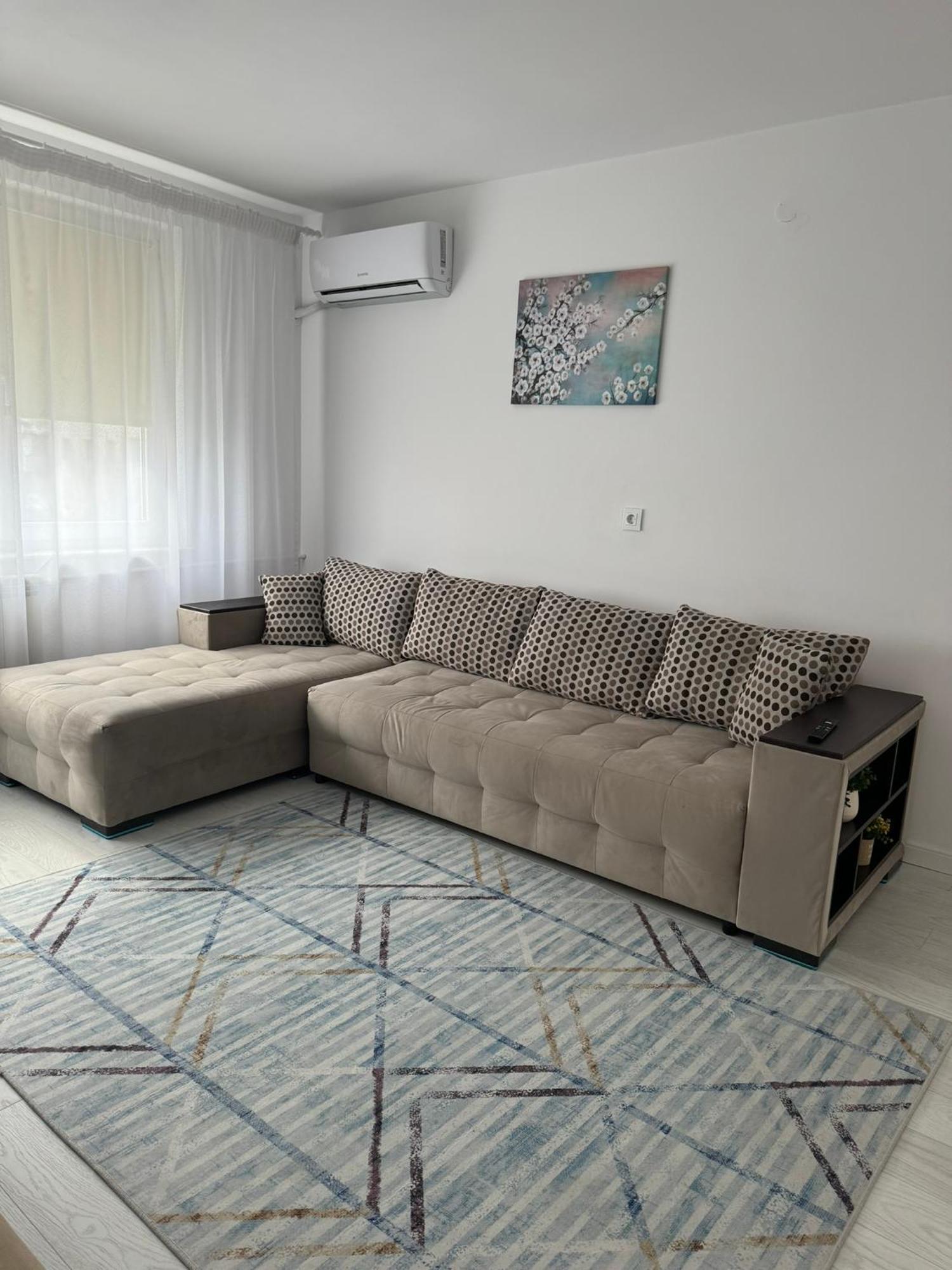 Apartament Central Ramnicu Valcea Exterior photo