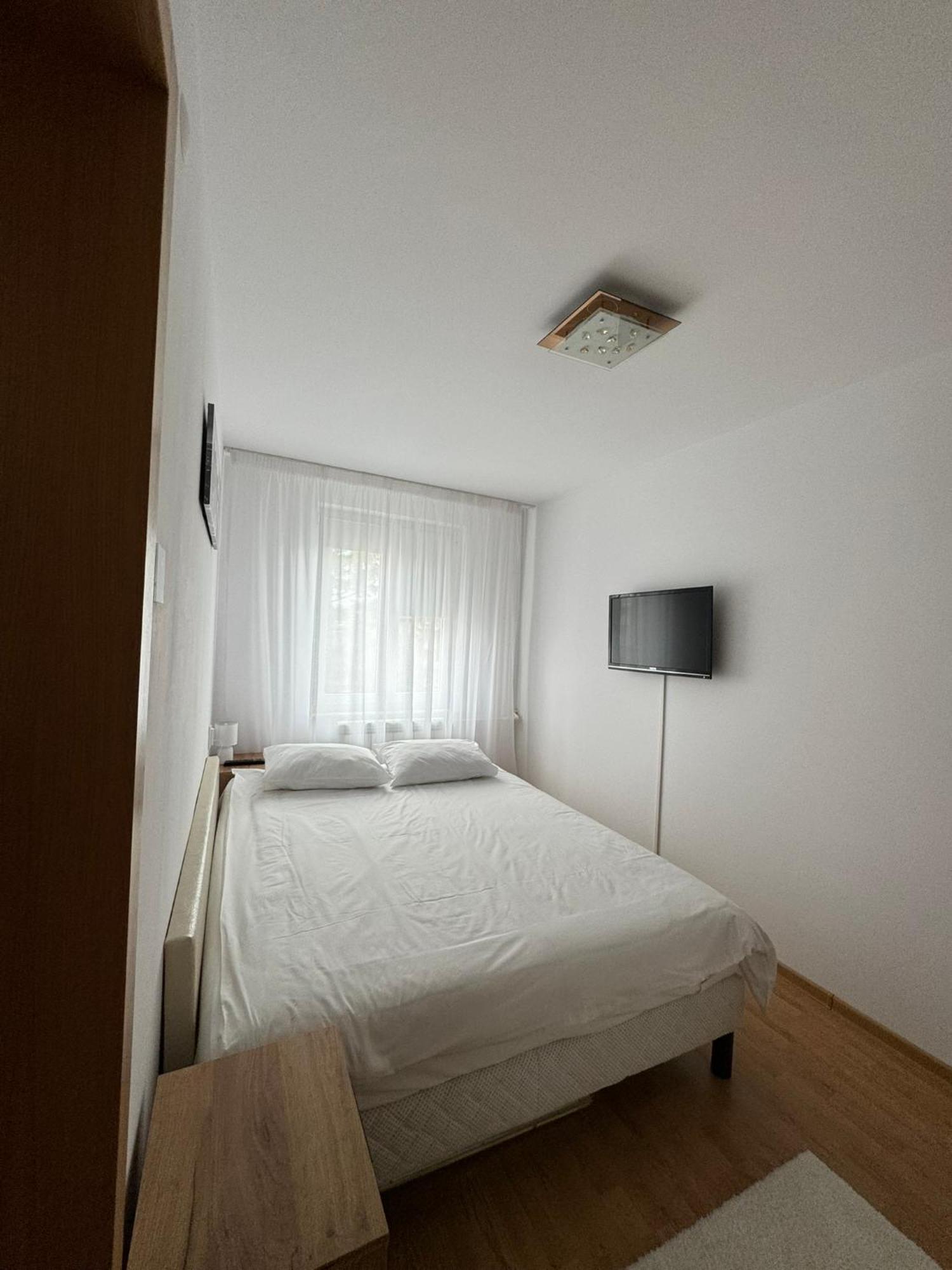 Apartament Central Ramnicu Valcea Exterior photo