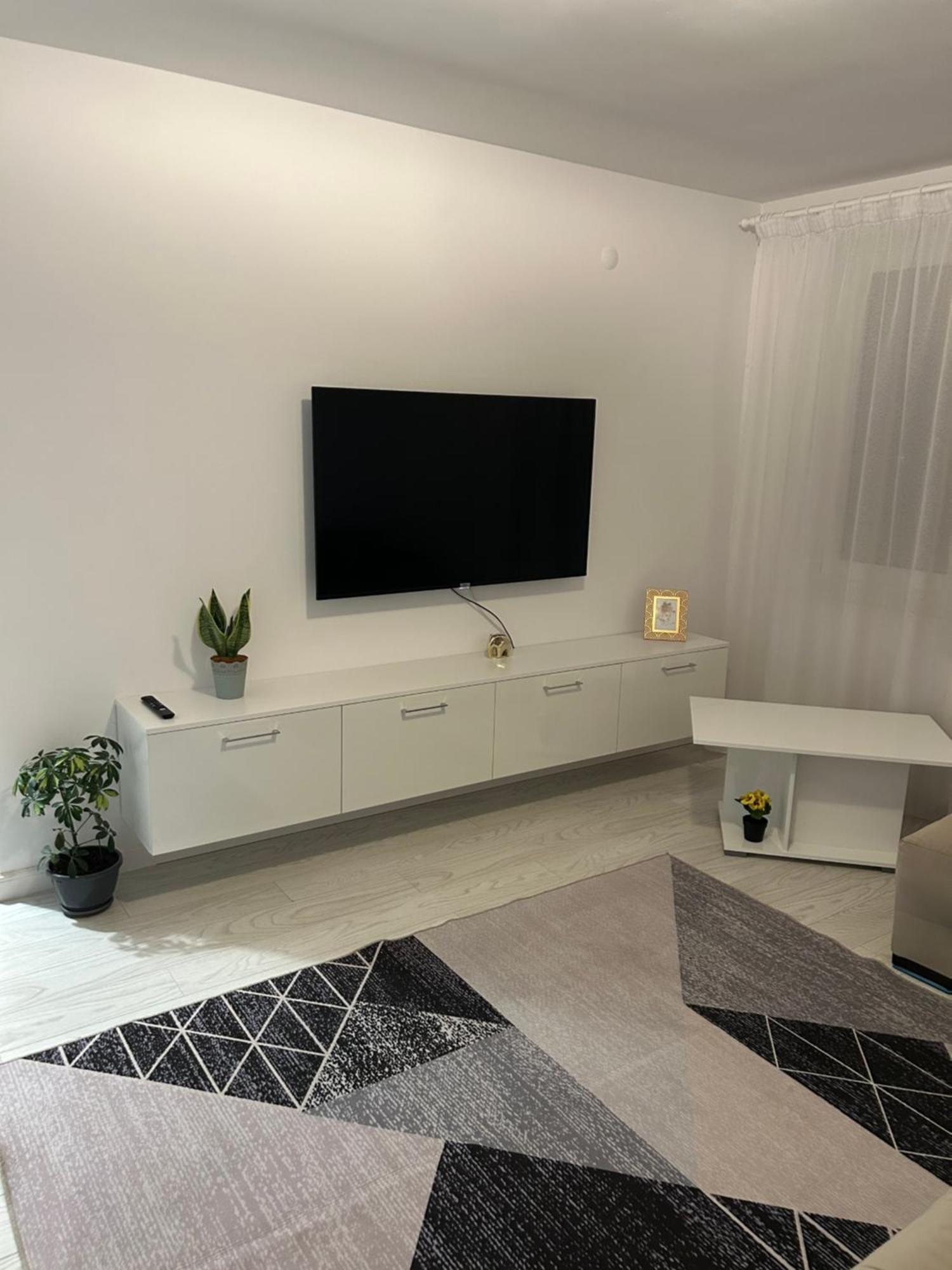 Apartament Central Ramnicu Valcea Exterior photo